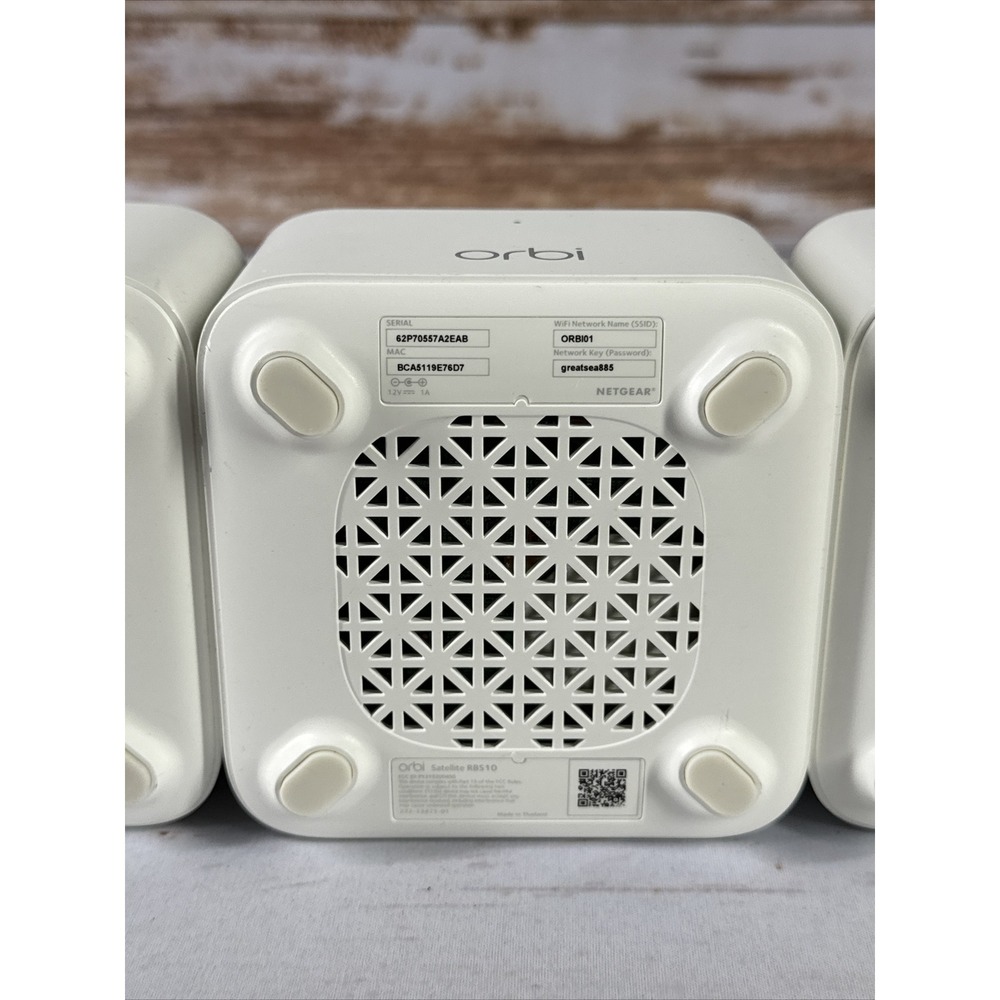 ORBI RBR10 WiFi Mesh Router + 2 RBS10 Satellites - Used Tested - Picture 6 of 9